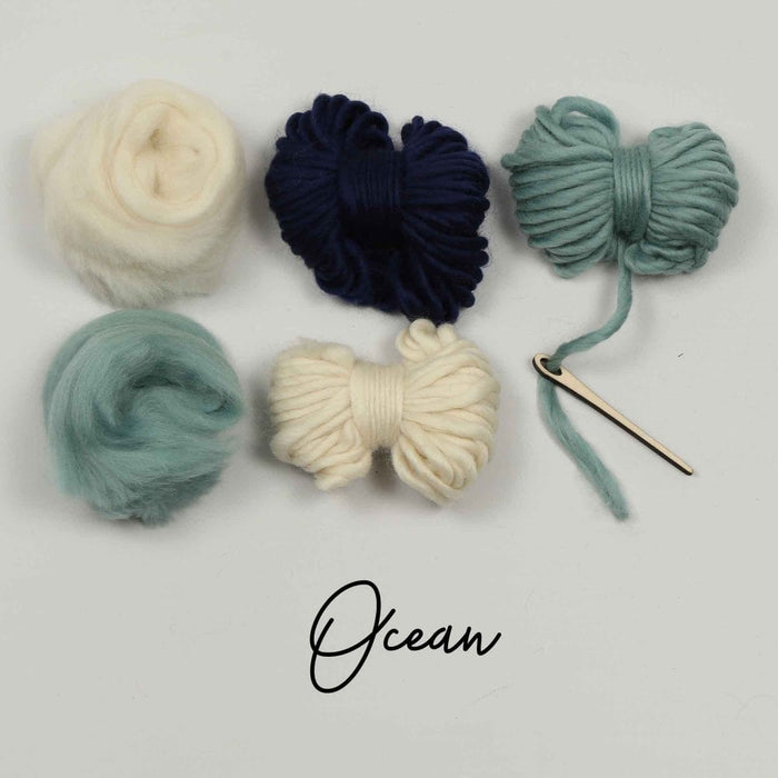 Medium Circular Weaving Loom Kit - Wool Couture