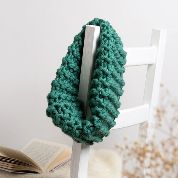 Absolute Beginners Cowl Knitting Kit - Wool Couture