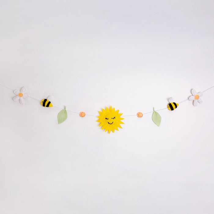 Bee Garland Felt Craft Kit - Wool Couture