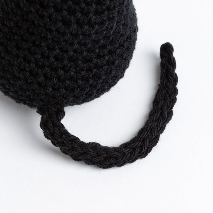 Black Cat Crochet Kit - Wool Couture