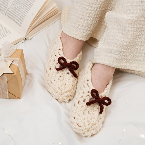 Bow Slipper Crochet Kit - Wool Couture