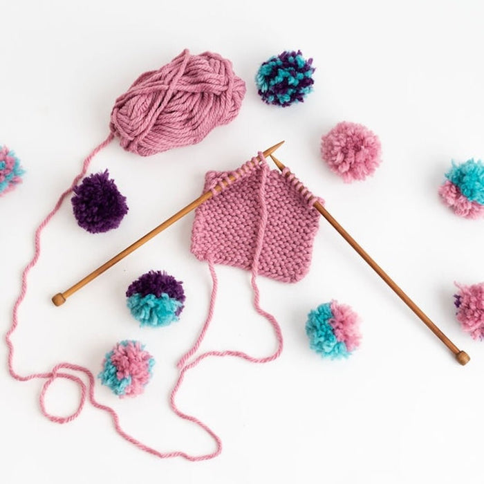Childrens Beginners Knitting Kit - Wool Couture