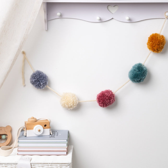 Learn to Make a Pompom Online with Claire & Emma - Wool Couture