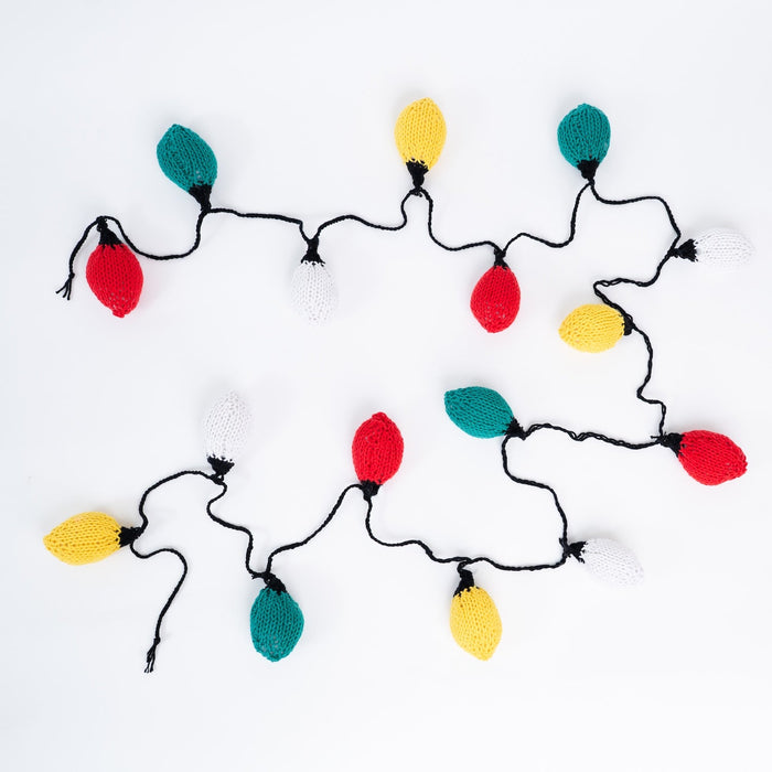Merry & Bright Christmas Lights Garland Knitting Kit - Wool Couture