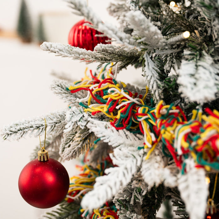 Merry & Bright Tinsel Knitting Kit - Wool Couture