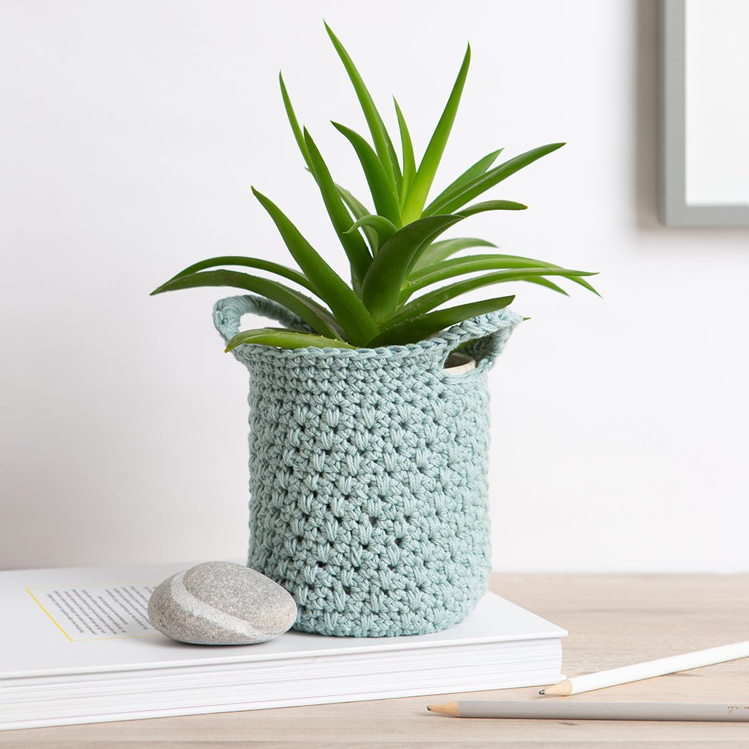 succulent pot holder Plant Pot Holder Crochet Kit