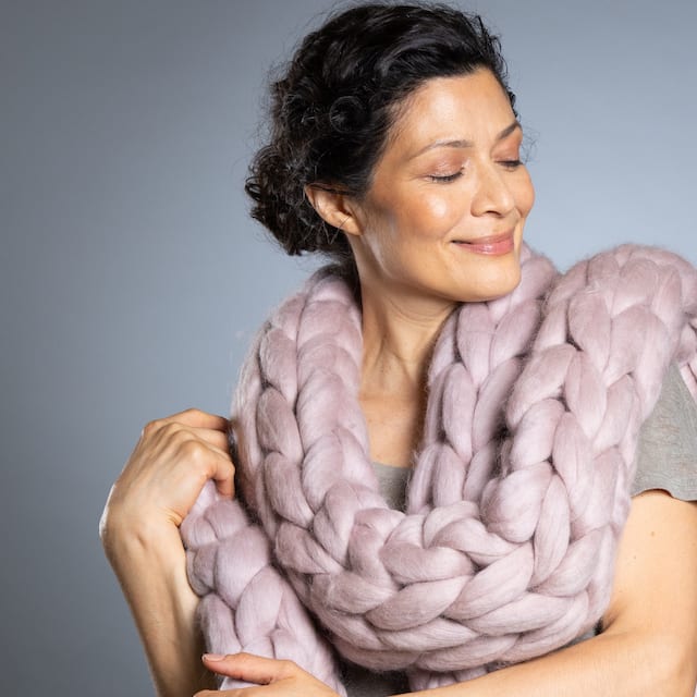 Arm Knitting Scarf Kit - Wool Couture