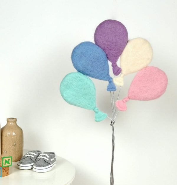 Balloon Needle Felting Kit - Wool Couture