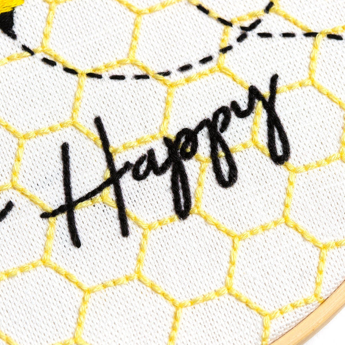 Bee Embroidery Kit - 7" Bee Happy - Wool Couture