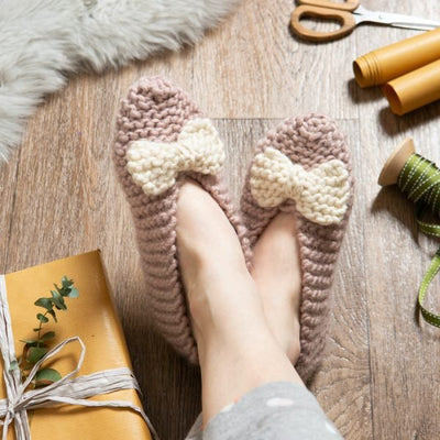 Bow Slipper Knitting Kit - Wool Couture