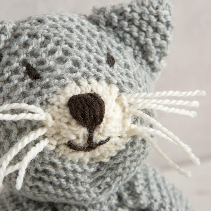 Chloe the Cat Knitting Kit - Wool Couture