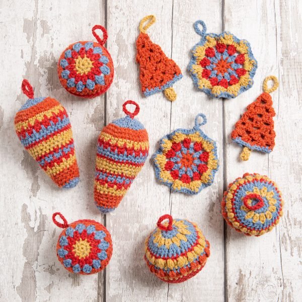 Christmas Decoration Crochet kit - Wool Couture