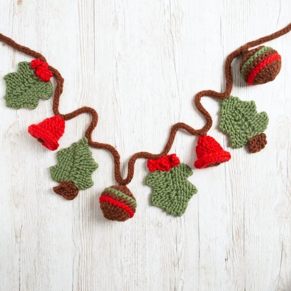 Christmas Pudding Knitting Kit - Wool Couture