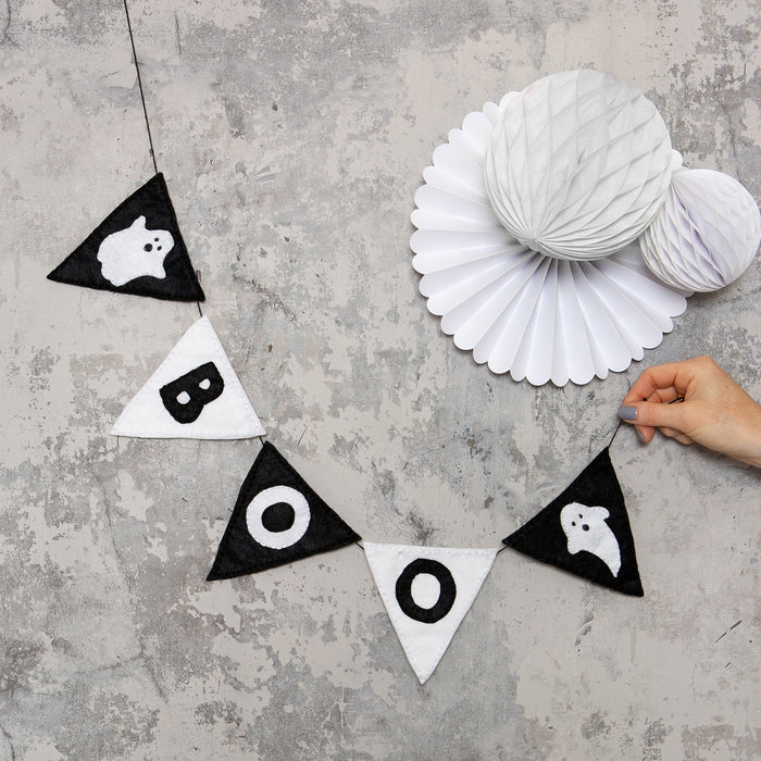 Felt Craft Kit - Boo Halloween Bunting - Wool Couture