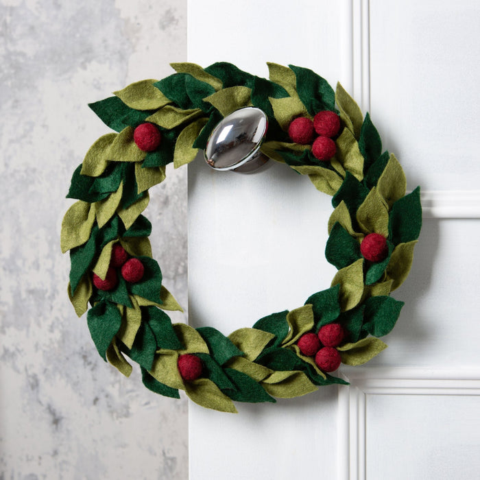 Felt Craft Kit - Christmas Berry Wreath - Wool Couture