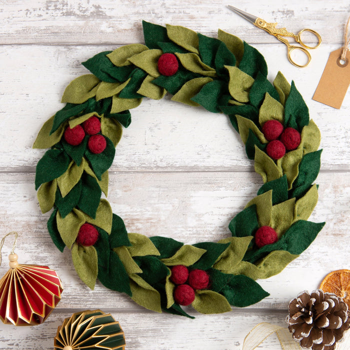 Felt Craft Kit - Christmas Berry Wreath - Wool Couture