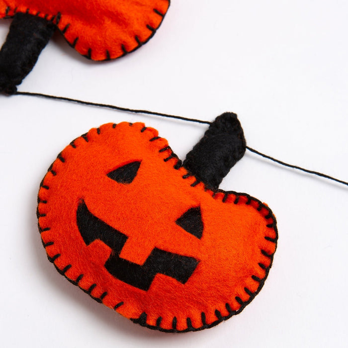 Felt Craft Kit - Pumpkin Party Halloween Bunting - Wool Couture