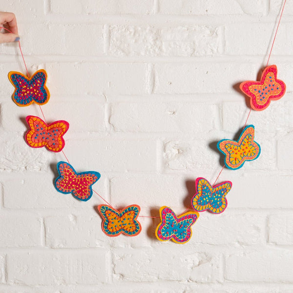 Garland Felt Craft Kit - 8 Butterflies - Wool Couture