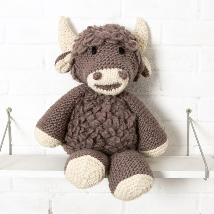 Giant Douglas the Highland Cow Knitting Kit - Wool Couture