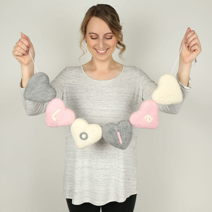 Heart Bunting Needle Felting Kit - Wool Couture