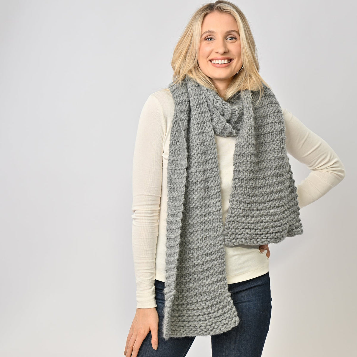 Linda's Scarf Knitting Kit | Wool Couture