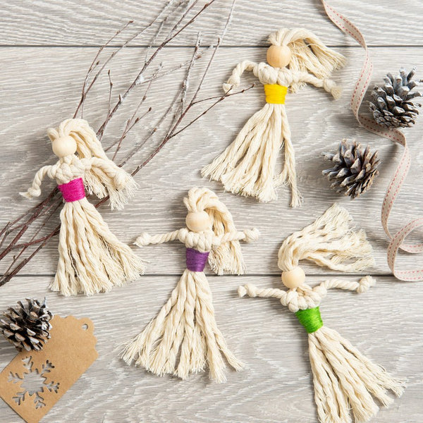 DIY Macrame Kit,Macrame Kits for Adults Beginners, Christmas Macrame Kit with Macrame Supplies, Macrame Cord, Macrame Beads, Wooden Rings, Dream