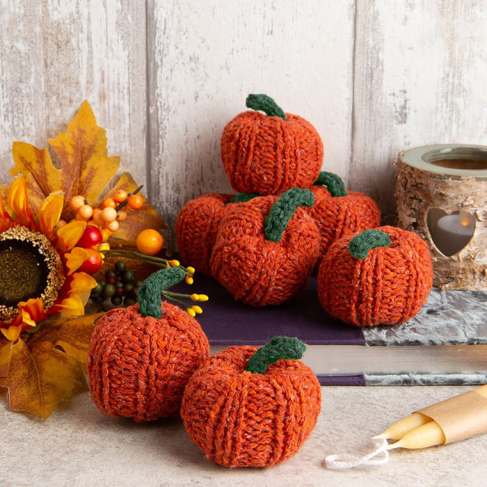 Mini Knitted Pumpkin Kit Halloween - Wool Couture