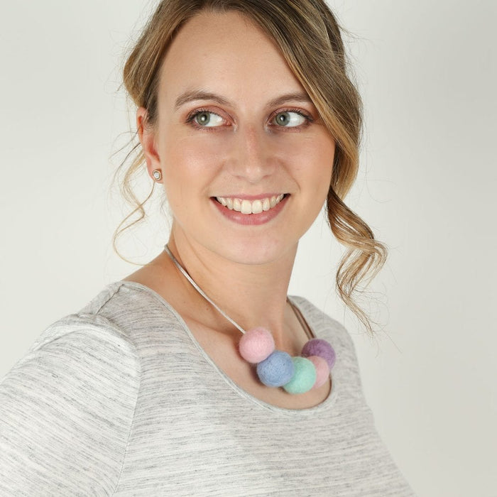 Necklace Needle Felting Kit - Wool Couture