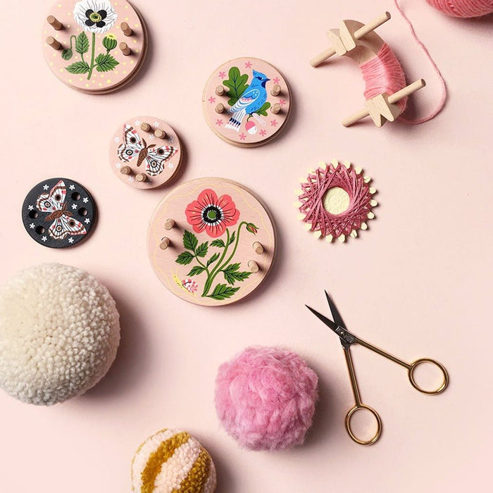 Oana Befort x Pom Maker – Medium Pink - Wool Couture