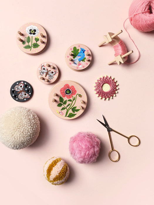 Oana Befort x Pom Maker – Small Pink - Wool Couture
