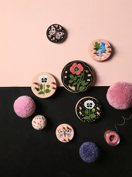 Oana Befort x Pom Maker – Small Pink - Wool Couture