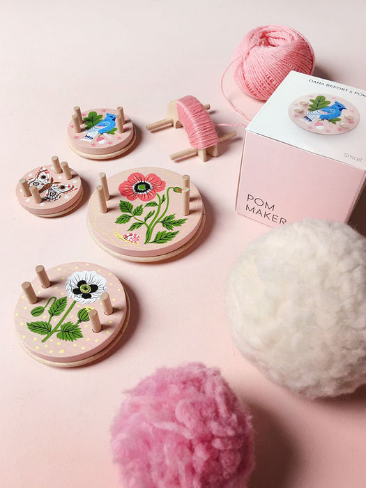 Oana Befort x Pom Maker – Small Pink - Wool Couture