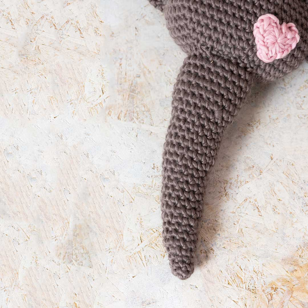 Oscar the Giant Otter Crochet Kit Wool Couture