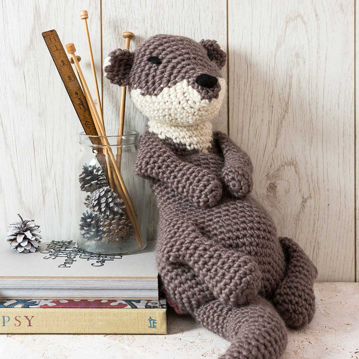 Oscar the Giant Otter Crochet Kit - Wool Couture