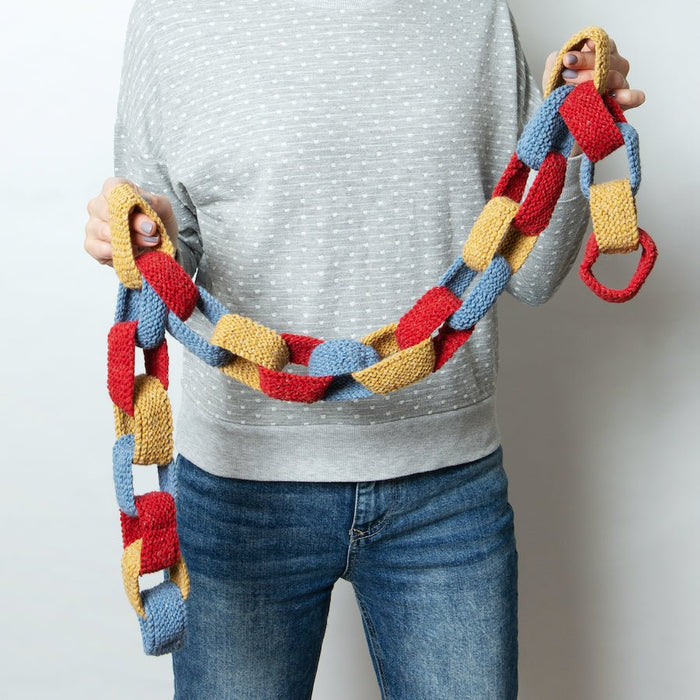 Paper Chain Knitting Kit | Wool Couture