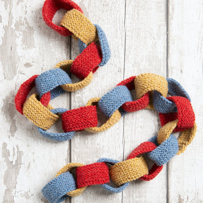 Paper Chain Knitting Kit | Wool Couture