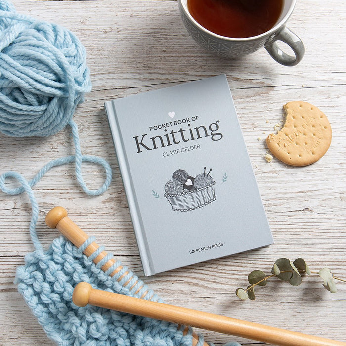 Scarf Knitting Kit + Knitting Pocket Book - Bronze Level - Wool Couture