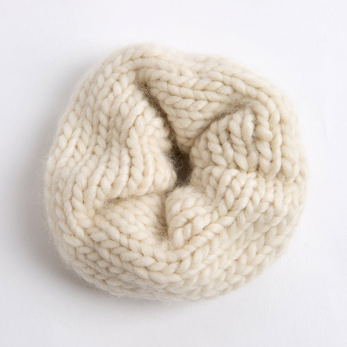 Scrunchie Duo Knitting Kit - Wool Couture